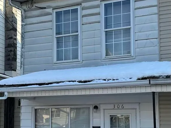 306 W 4th St, Mount Carmel, PA 17851