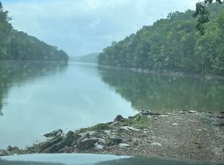 Bear Creek Rd, New Tazewell, TN 37825