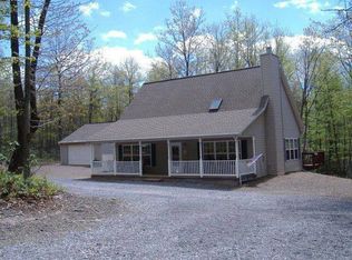 8374 Sand Rock Rd, Huntingdon, PA 16652