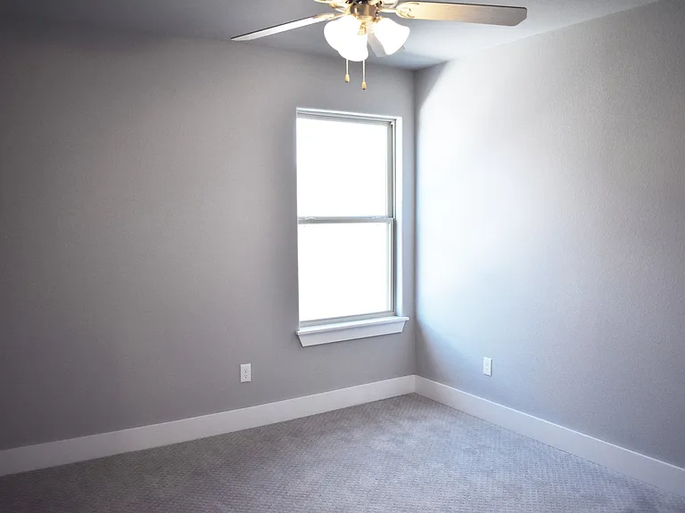 652 N Malbec Rd — Photo 22