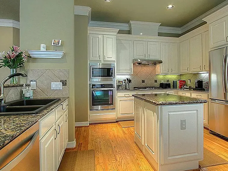 2658 Shady Acres Lndg — Photo 10