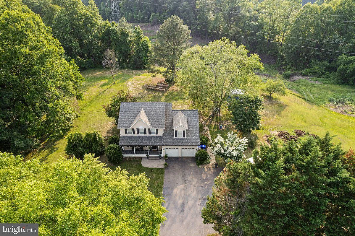 6945 Orchard View Ln photo 1