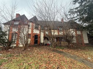 16321 Stockbridge Ave, Cleveland, OH 44128