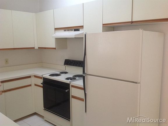 4th image of 57271 Silver Maple Dr