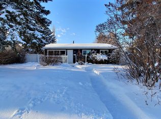 30 Arlington St, Spruce Grove, AB T7X2E7