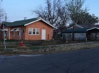 423 N 9th St, Clinton, OK 73601