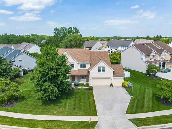 2nd image of 2387 Charoe St
