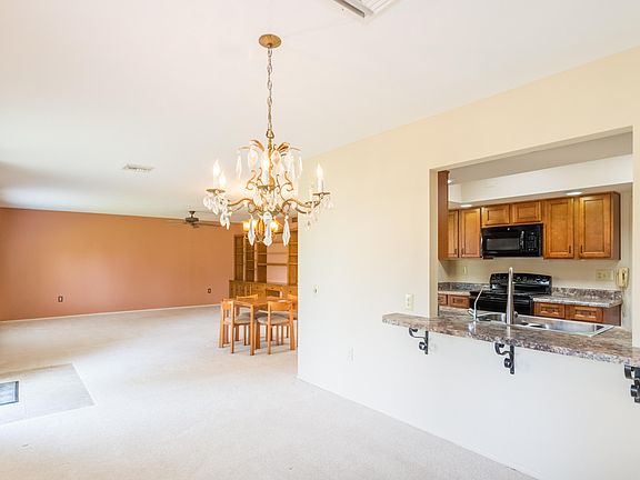 5th image of 9722 W Sandstone Dr