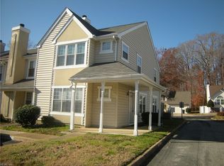 376 Rivers Ridge Cir, Newport News, VA 23608