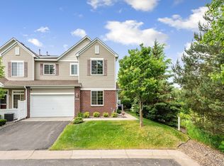 15702 Emerald Dr N UNIT 10, Hugo, MN 55038