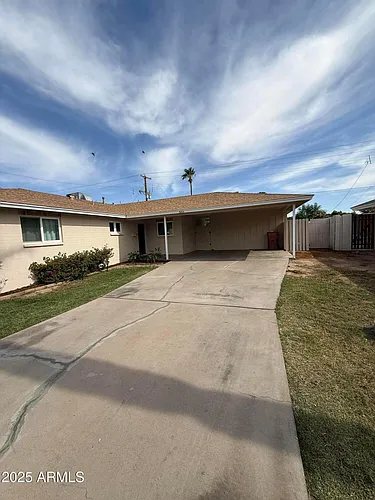 6213 E Earll Dr Photo 1