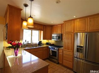 1417 Maplewood Dr, Modesto, CA