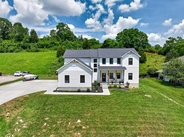 1064 Springwood Ct, Lawrenceburg, IN 47025