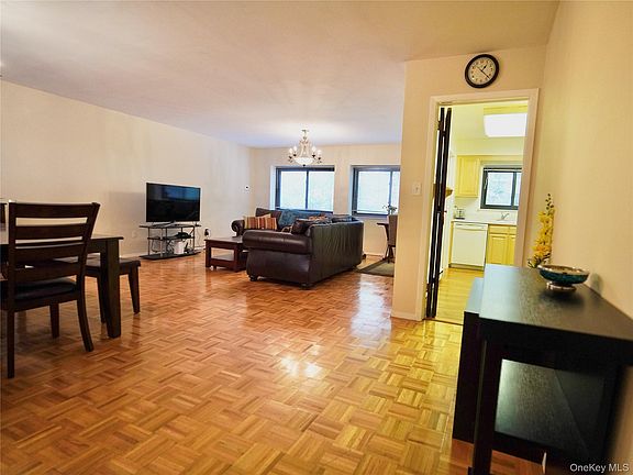 5th image of 21 Canterbury Road #4