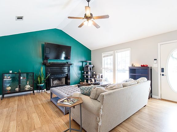 4th image of 4427 Wood Hollow Cir