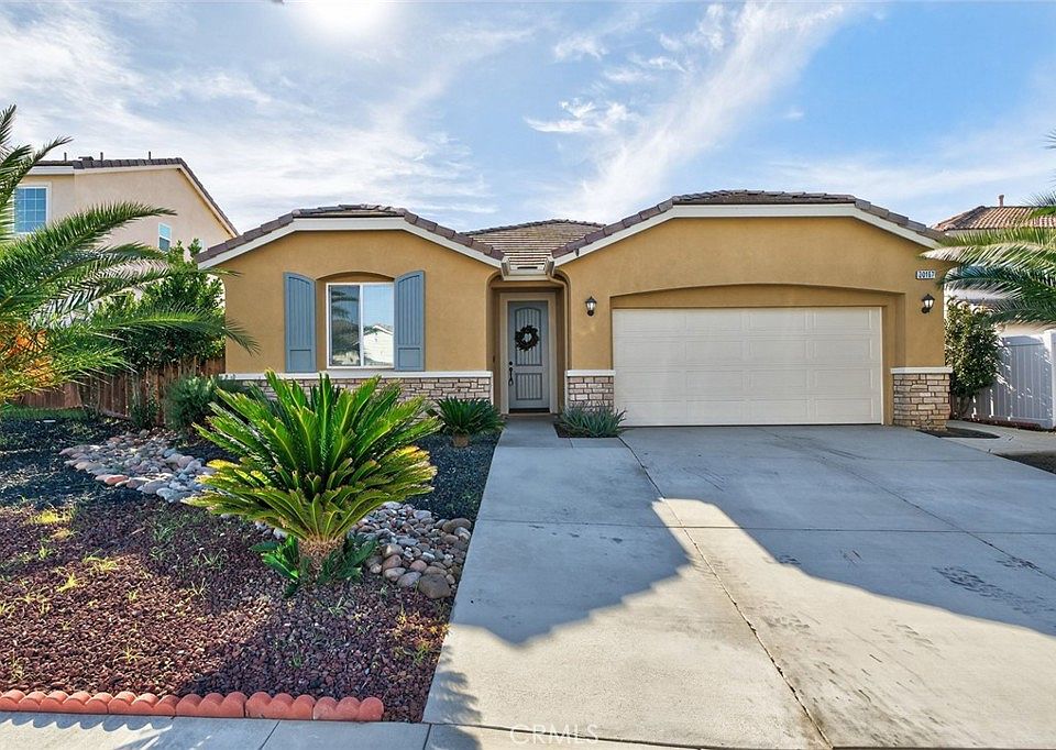 1st image of 30167 Pine Needle Rd