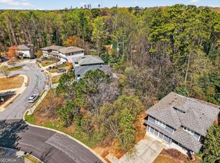 1344 Willow Pl, Atlanta, GA