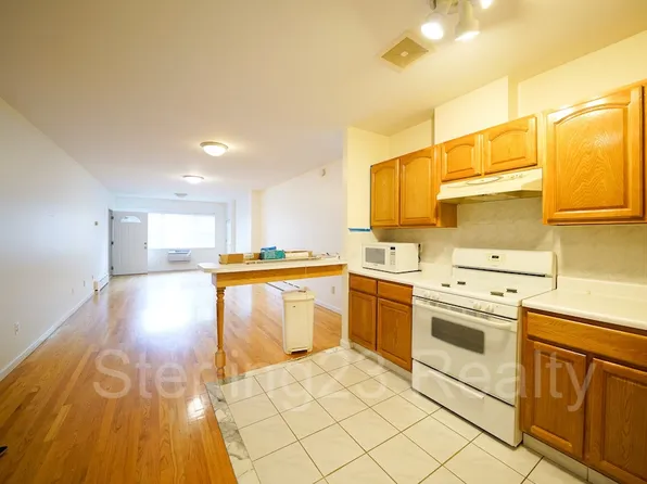 21-26 21st Road image 1 of 7