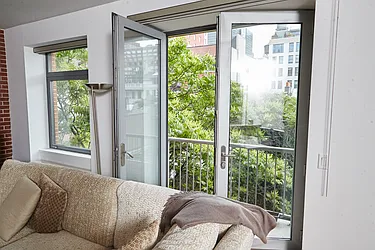 Rented by FAR Property Management