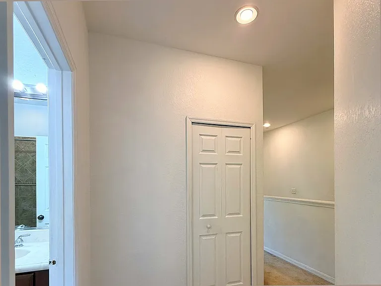 4207 Via Piedra Cir #8-102 — Photo 28