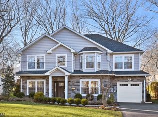 55 Elmwood Dr, Livingston, NJ 07039