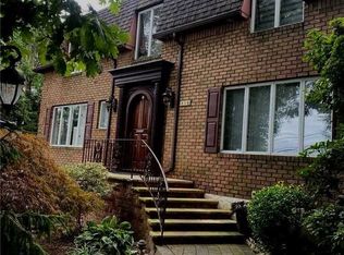 316 Arleigh Rd, Flushing, NY 11363