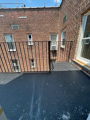 Rented by NYC LUXURY APT RENTALS CO LLC | media 5