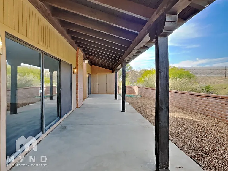 1750 W Camino Urbano — Photo 24