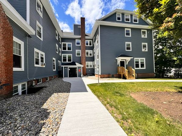 135 Main St #3