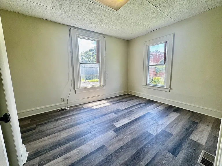 321 Berkeley St #A — Photo 7