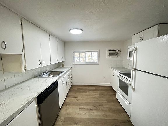 5th image of 1818 W 8th Ave APT 6