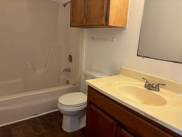 3613 Crestbrook Ct #4 — Photo 4