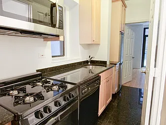 Rented by Urban Real Estate Inc