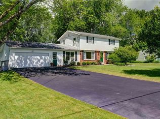 5310 Shimerville Rd, Clarence, NY 14031