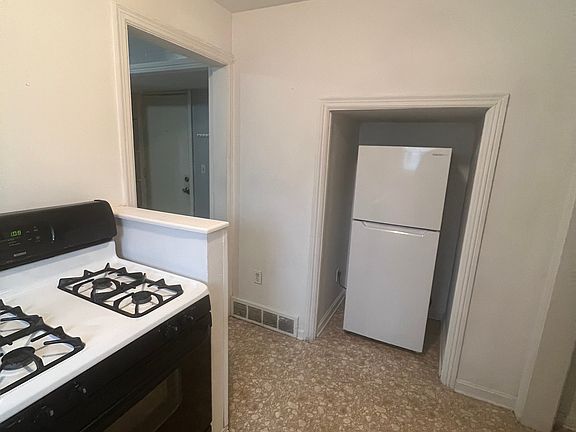 2nd image of 1113 Negley St #1C
