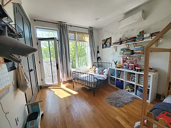 Rented by Doorway NYC, LLC