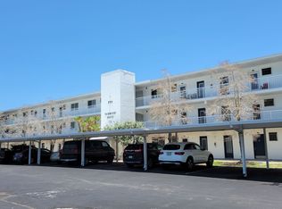 771 John Ringling Blvd #32FAIR, Sarasota, FL 34236