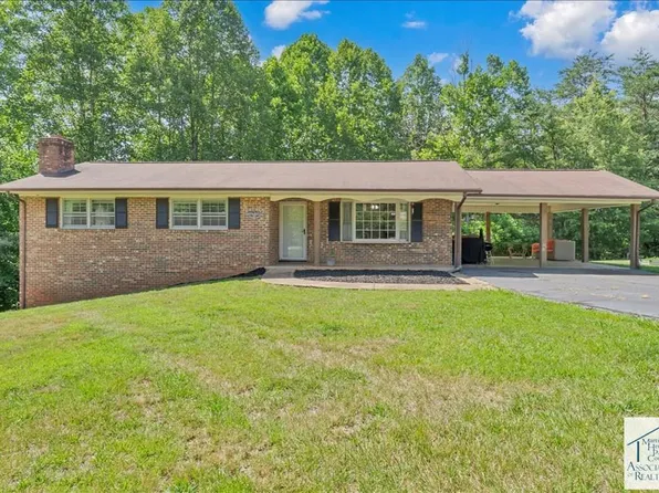 170 Vivian Lee St, Bassett, VA 24055