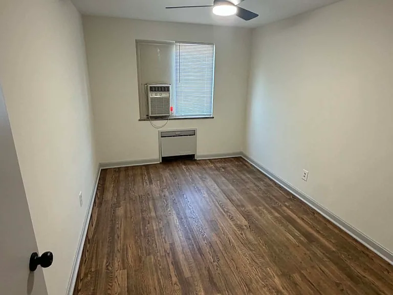3914 E Gatewood Ln #3 — Photo 6