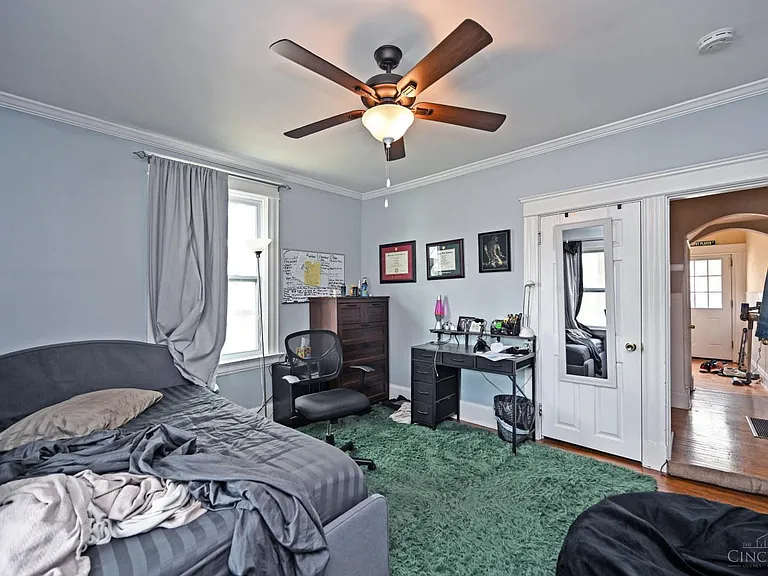 336 Warner St — Photo 12