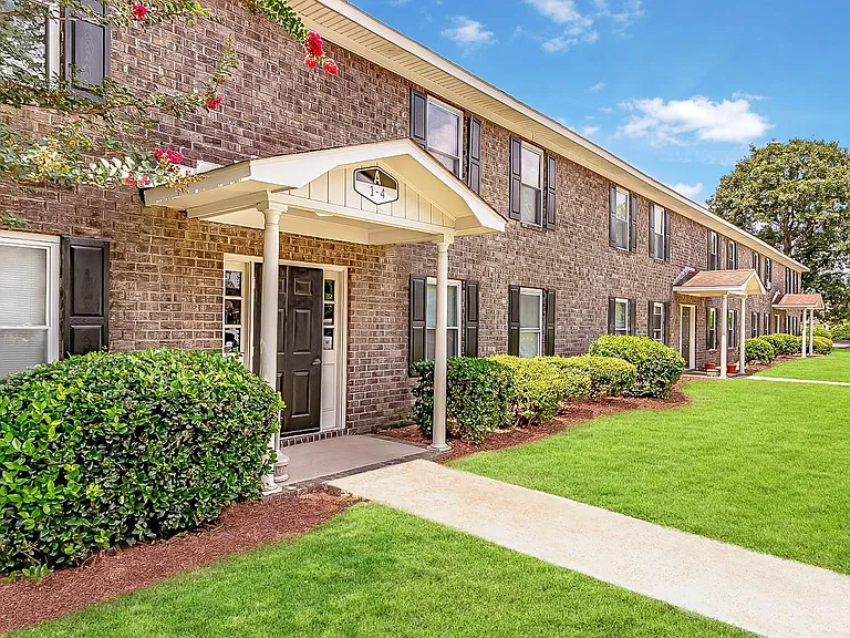 Villas At Summer Creek — Photo 10