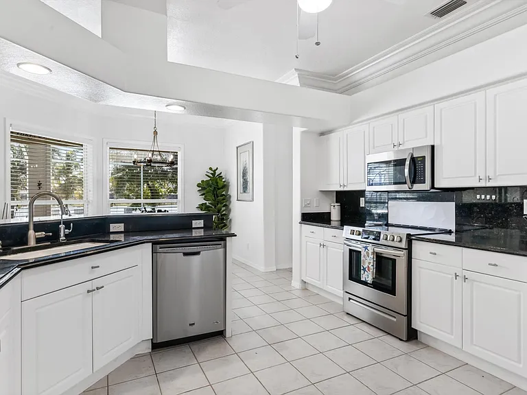5417 Sands Blvd — Photo 22