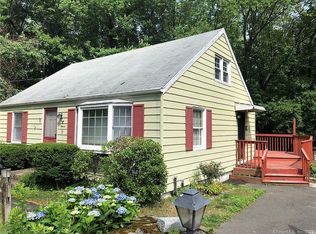 11 Williams Rd, Monroe, CT 06468