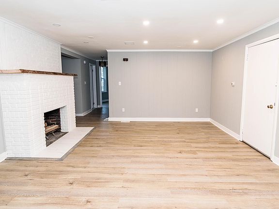 4th image of 1515 Park Ave #1B