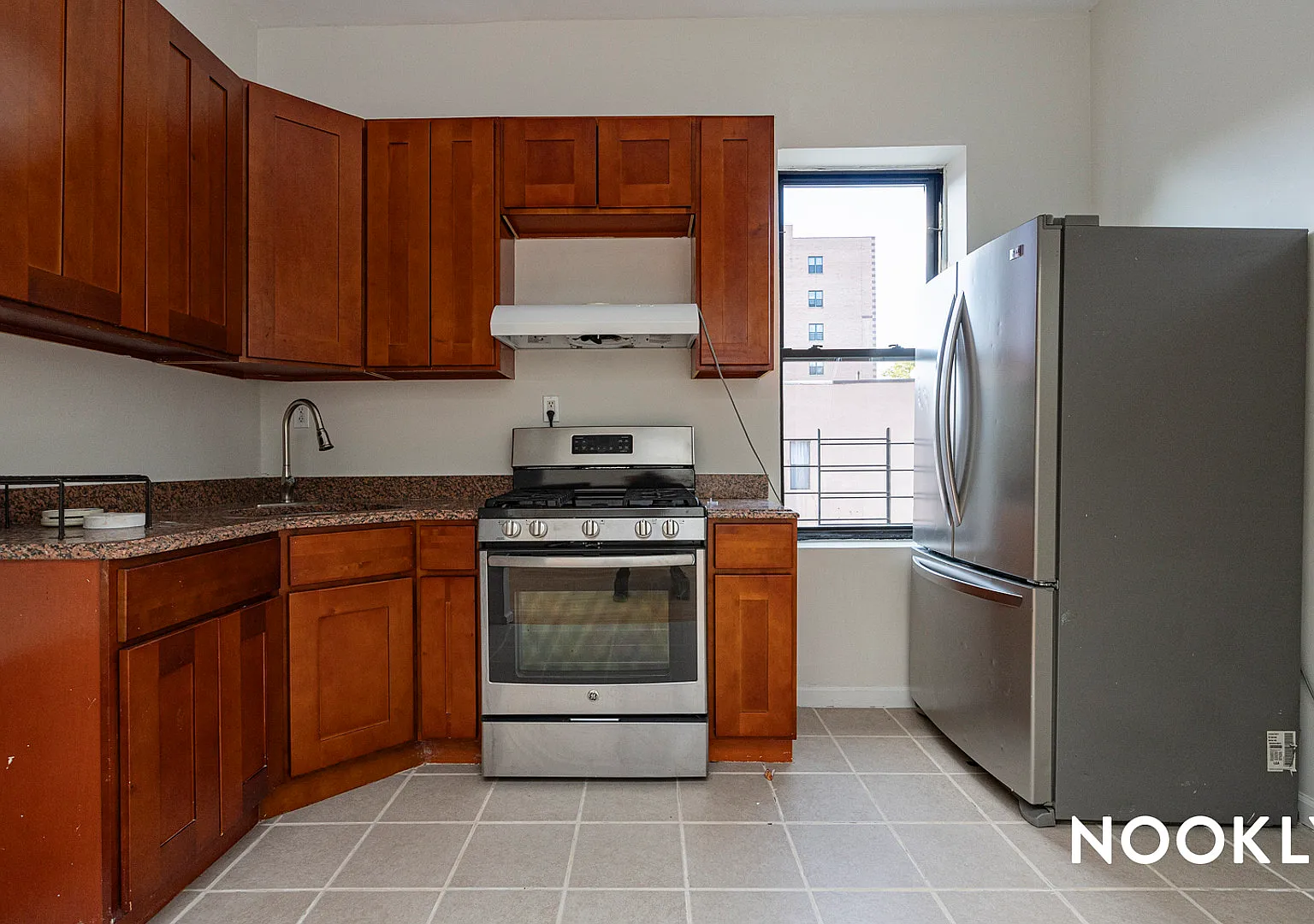 537 Marcy Avenue — Photo 4