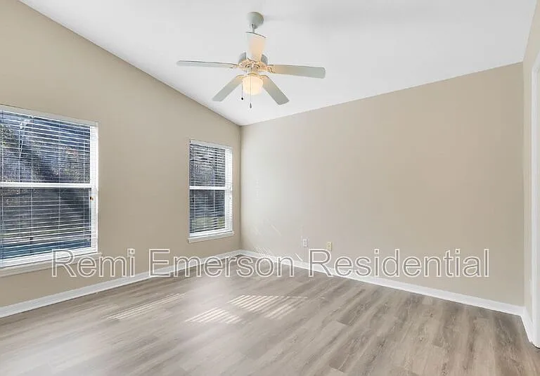 139 Ridgebrook Ct — Photo 15