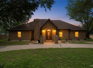 1215 Sioux Rd, Alamo, TX 78516