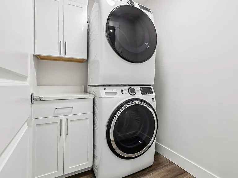 Terrace View Townhomes — Photo 9