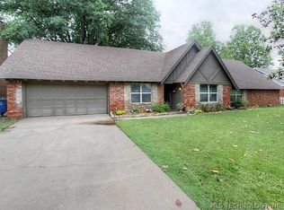 6839 E 60th St, Tulsa, OK 74145