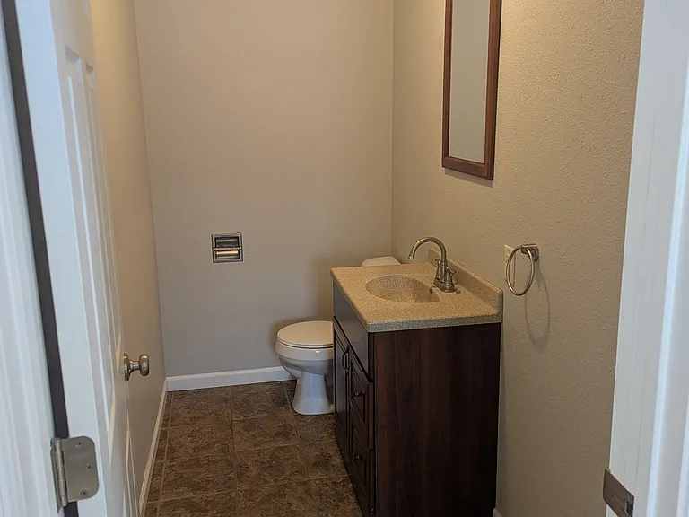 536 Metomen St — Photo 8